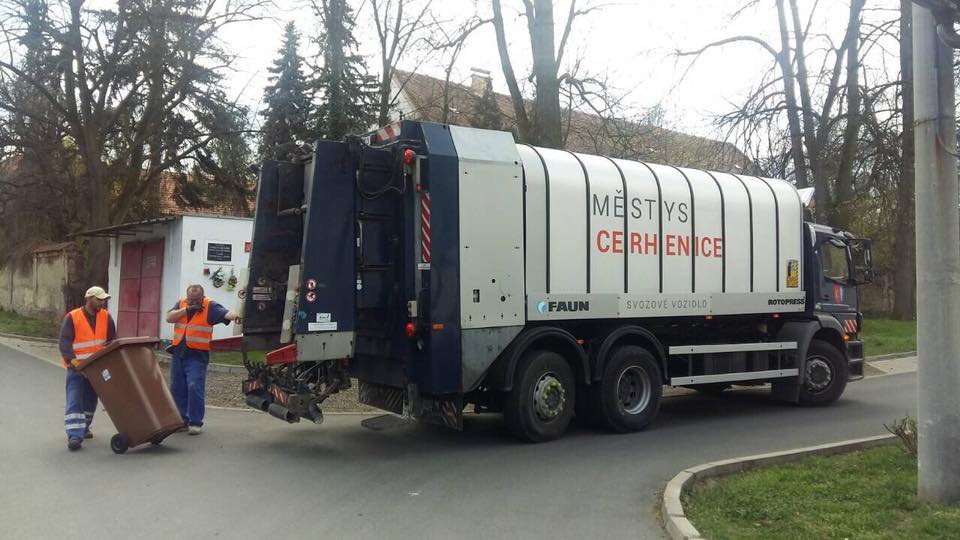 Někdo ukradl naftu z popelářského auta